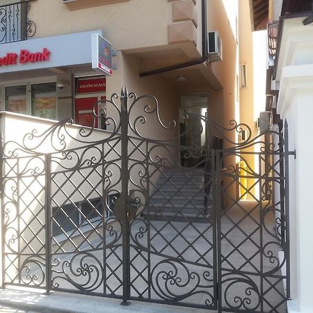 Park Srce Apartments Аранделовац Экстерьер фото