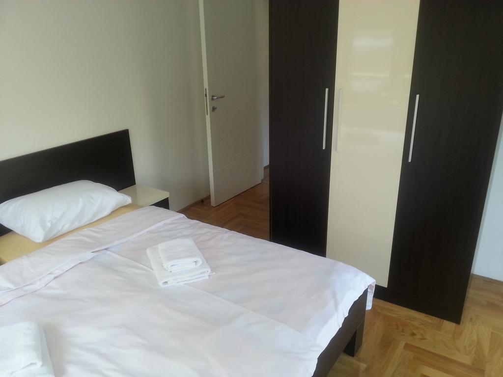 Park Srce Apartments Аранделовац Номер фото