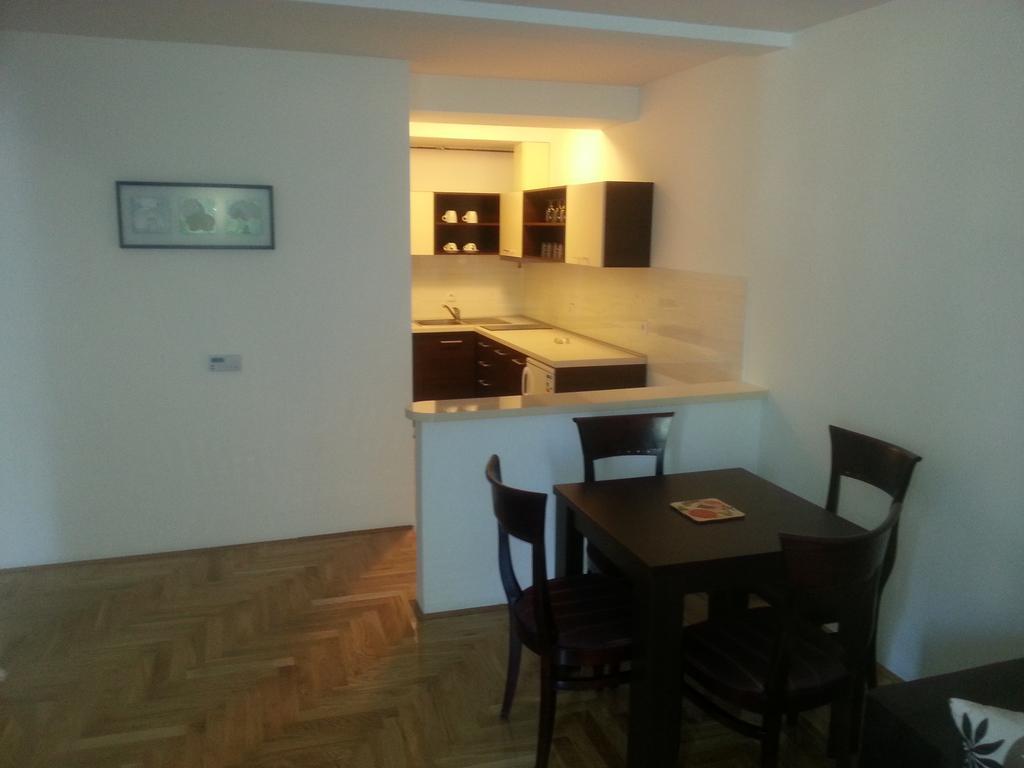 Park Srce Apartments Аранделовац Номер фото